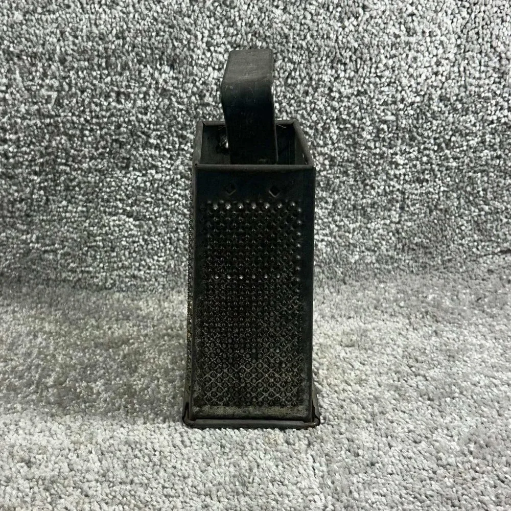 Bromco Box Grater Silver Vintage Metal 4-Sided Handheld Kitchen Tool OS